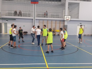 Зимний турнир по баскетболу