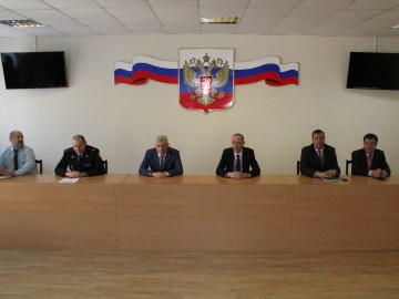 Поздравление с Международным женским днём в ОМВД России по г. Ельцу