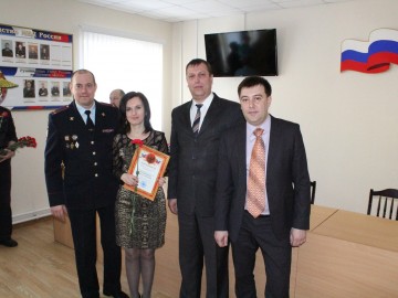 Поздравление с Международным женским днём в ОМВД России по г. Ельцу