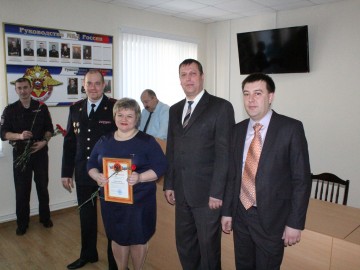 Поздравление с Международным женским днём в ОМВД России по г. Ельцу