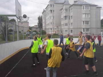 Турнир по баскетболу и мини-футболу