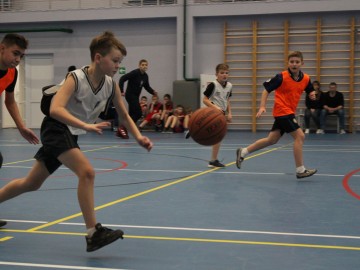 Турнир по баскетболу среди подростковых команд