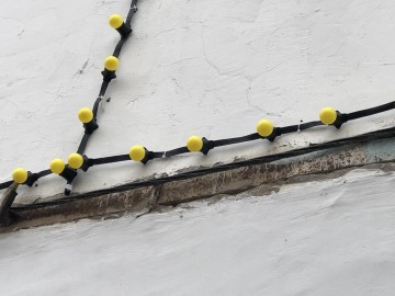 Новогодняя иллюминация на фасадах исторических зданий Ельца