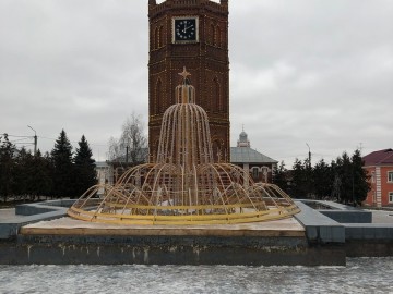 Новогодняя иллюминация на фасадах исторических зданий Ельца