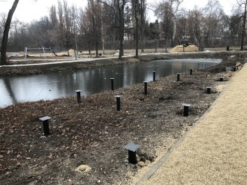 В Петровском парке вовсю кипит работа по благоустройству!