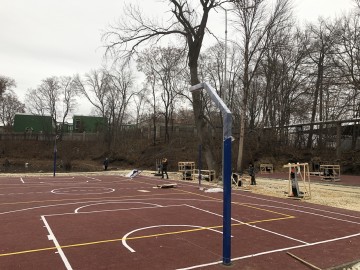 В Петровском парке вовсю кипит работа по благоустройству!