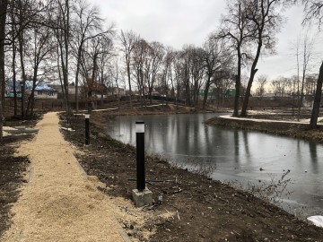 В Петровском парке вовсю кипит работа по благоустройству!