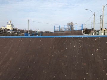 Спортивная площадка для экстремальных видов спорта не дожила даже до весны...