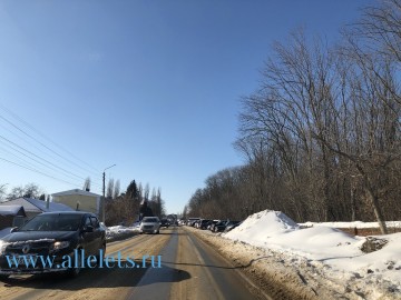 Неубранный снег на улицах Ельца 20 февраля 2021 г.