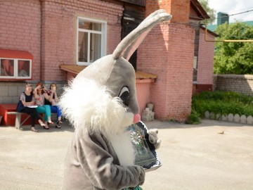 Праздничная программа «Да здравствует детство!»