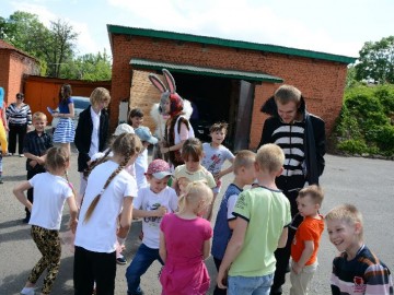 Праздничная программа «Да здравствует детство!»