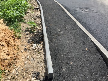 Дорога у Знаменского женского монастыря