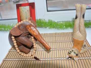 Школа йоги Лолиты Поповой