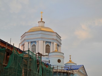 Успенский храм Успенский храм