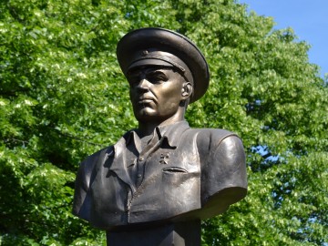 Памятник В.Ф. Маргелову